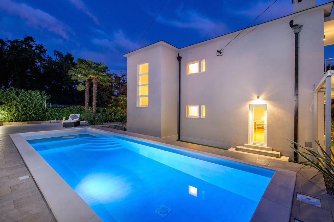 Lovran, Heated Pool And * Laurana