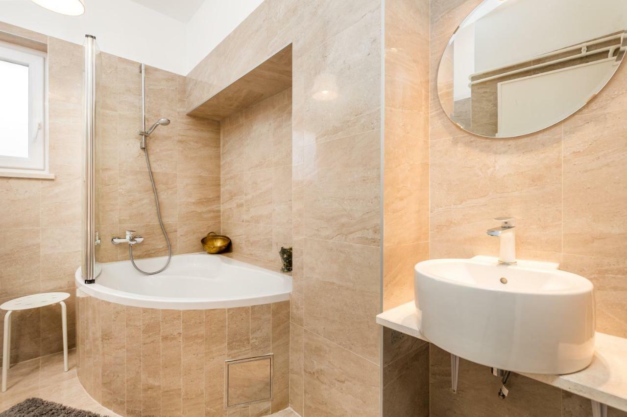 Villa Lovran, Heated Pool And